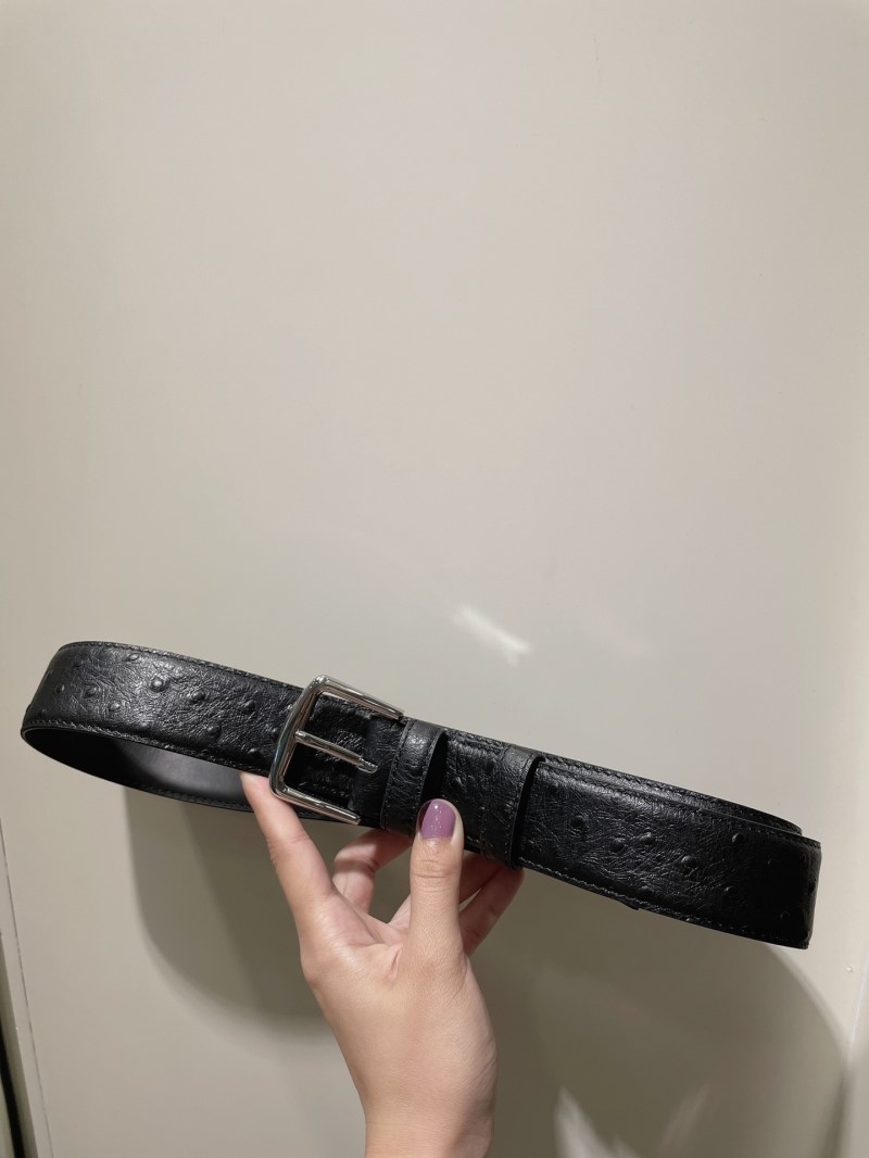 L0r0 P1ana belts